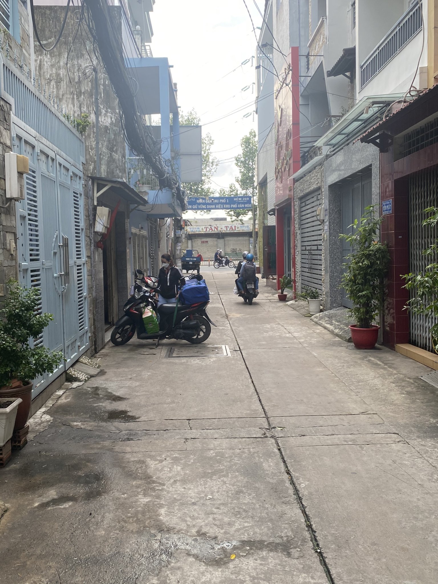 13.5 TỶ ! MTNB 6m giáp LỮ GIA_TÔ HIẾN THÀNH, Quận 11 – Nhà 4 TẦNG (60m²) Vuông Vức (MT 195)