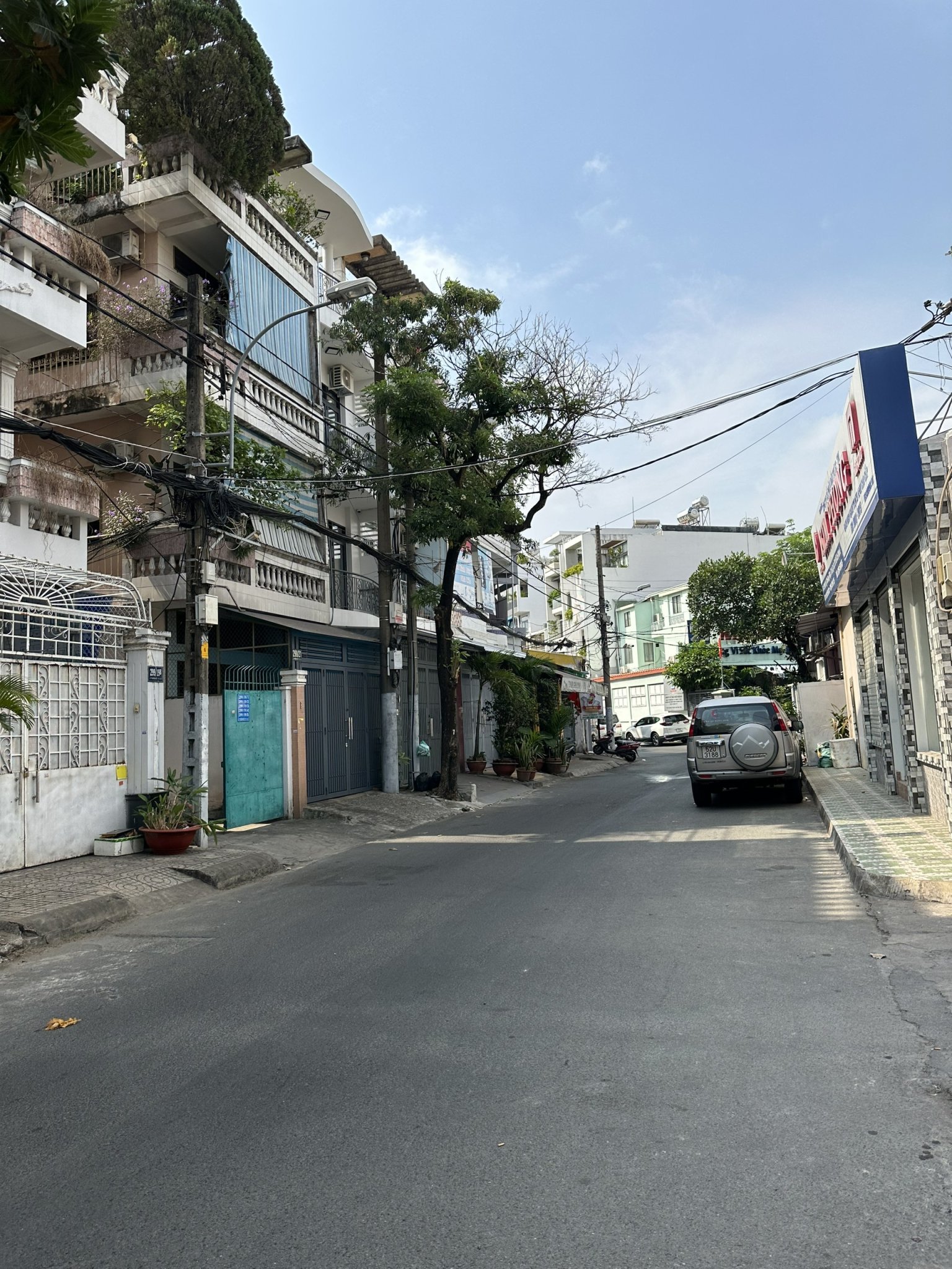 NHÀ ĐẸP (4 TẦNG BTCT, 4x26.5m VUÔNG VỨC) - MTNB ĐƯỜNG NHỰA 10M QUẬN 11 – GẦN ĐẦM SEN – GIÁ 15.5 TỶ ! (MT1880)