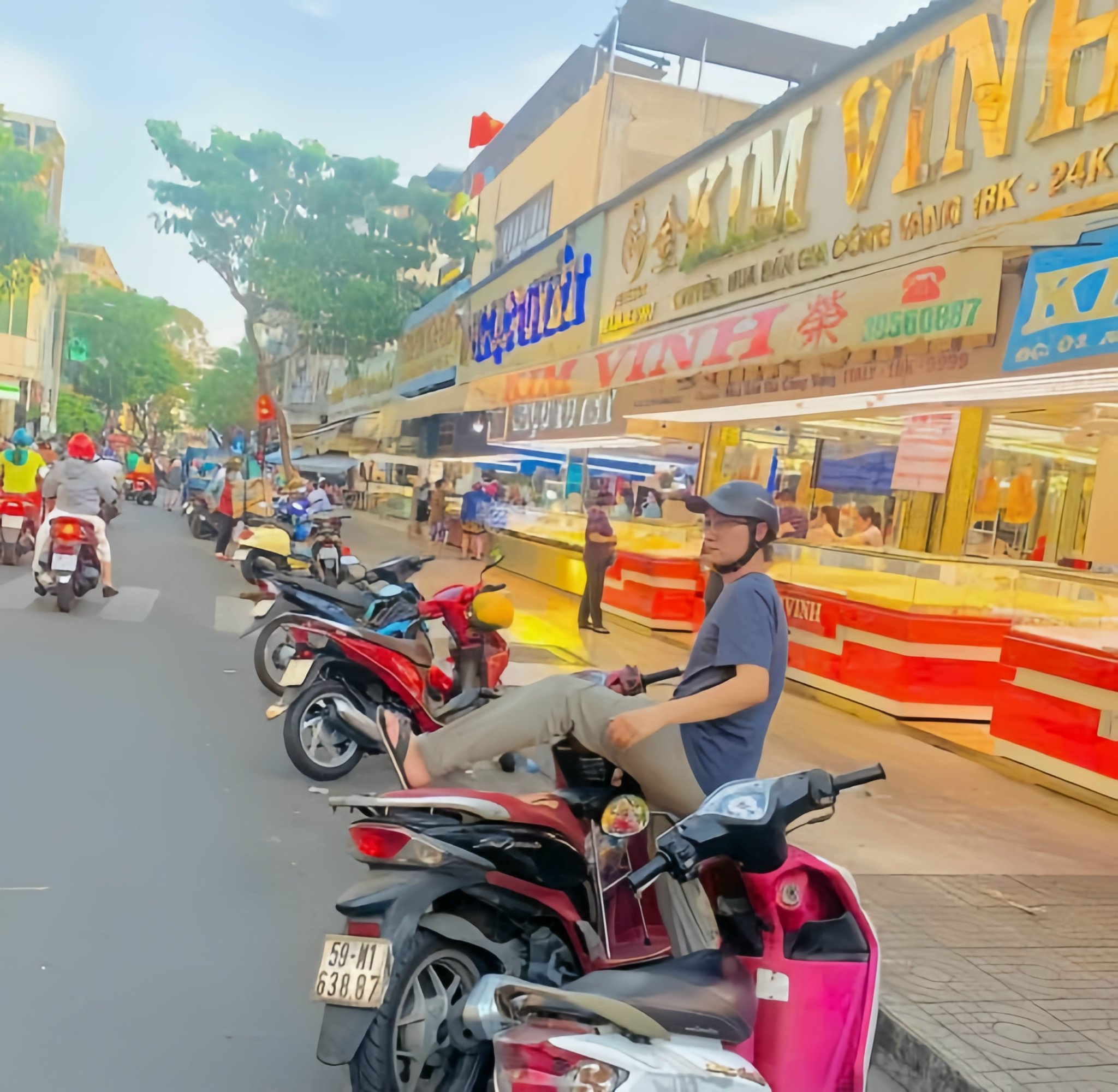 11.5 TỶ ! MTKD ngay CHỢ THIẾT – DT VUÔNG VỨC (3.5x18) – Khu KD SẦM UẤT NỔI TIẾNG Q.11 (MT 2059)